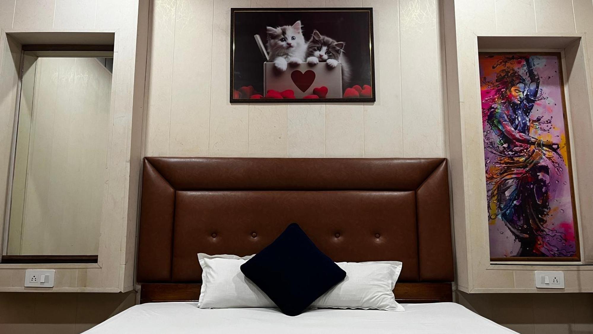 Hotel Raj Siliguri Zewnętrze zdjęcie